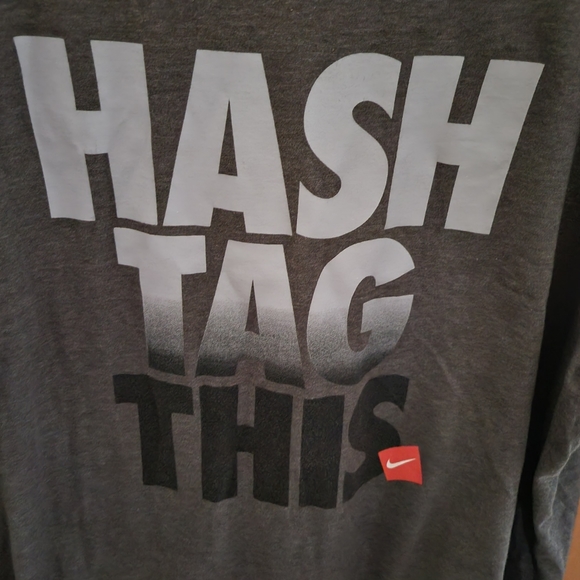 NIKE - "HASHTAG THIS XXL T-Shirt - Picture 2 of 4